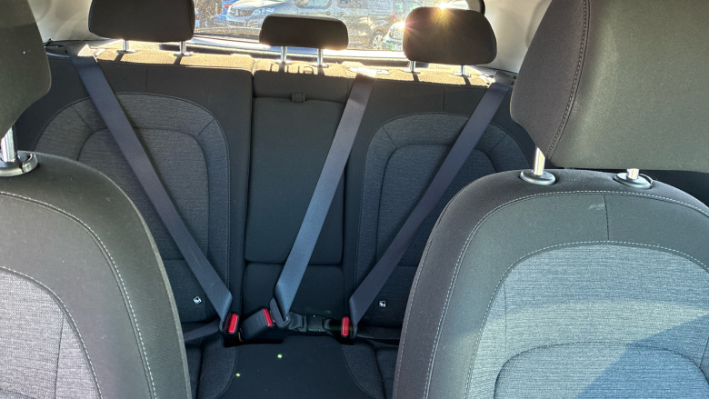 Hyundai KONA 100kW Premium 39kWh 5dr Auto Electric Hatchback